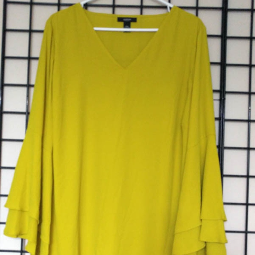 Alfani Blouse Chartreuse V-neck Circle Sleeves NWT